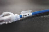 Labeltape Dymo XTL kabelwikkel 21mm zwart op wit - afbeelding 2